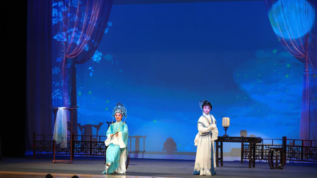 2025越聚-盘妻索妻-露真4