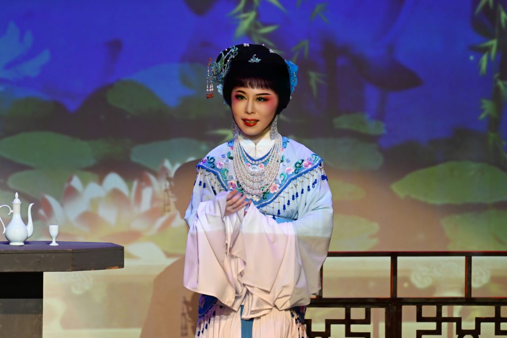 2025越聚-盘妻索妻-荷亭-谢云霞2