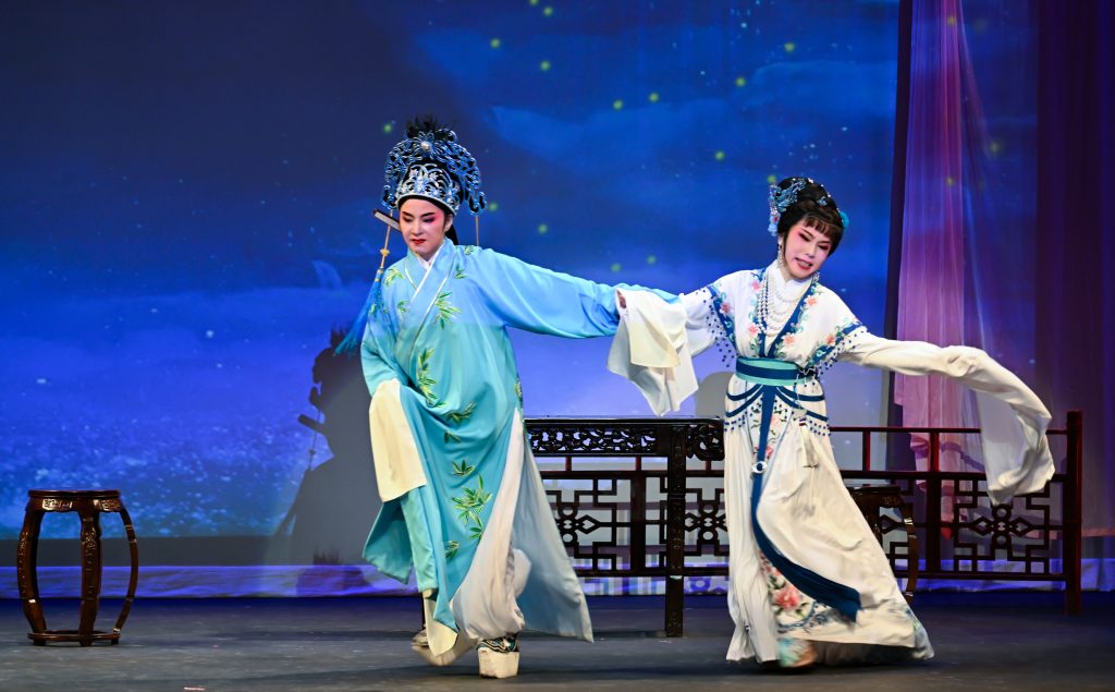 2025越聚-盘妻索妻-露真5